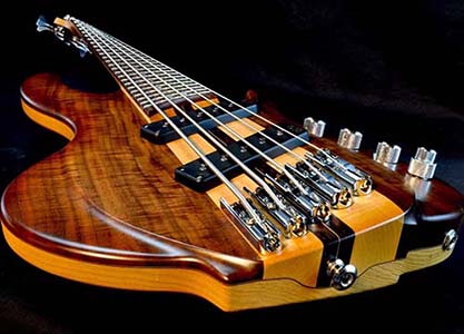 Model D 贝斯